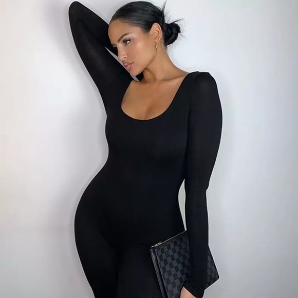All black fitted bodysuit / jumpsuit - Picture 1 of 6